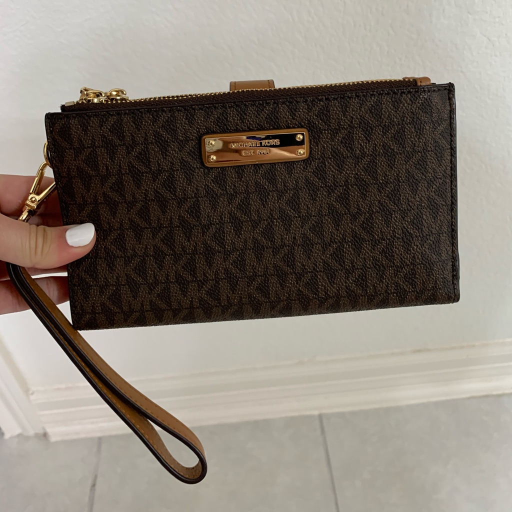 Brand New Michael Kors Wallet